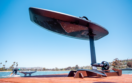 How to master efoil surfing and achieve smooth efoiling rides with optimal control and balance